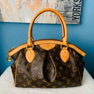 🌸Louis Vuitton Tivoli Monogram size PM